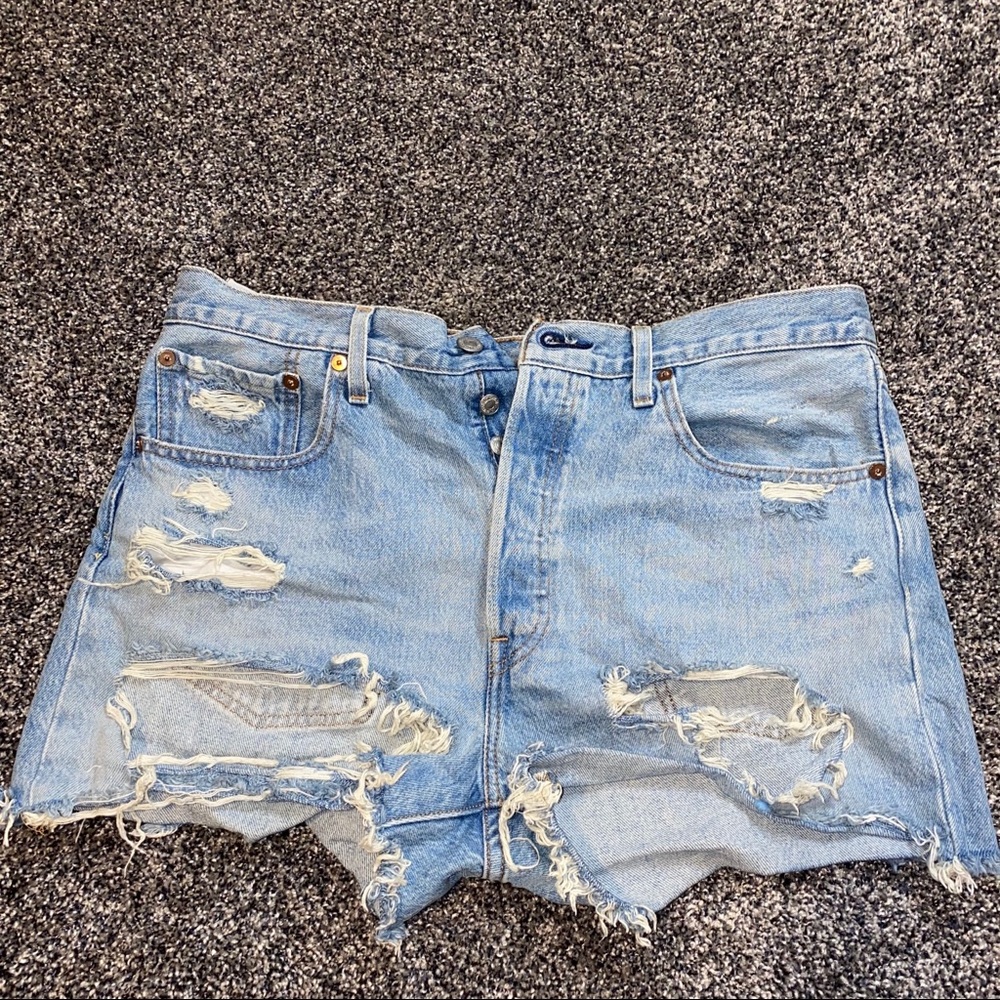 Levi jean shorts